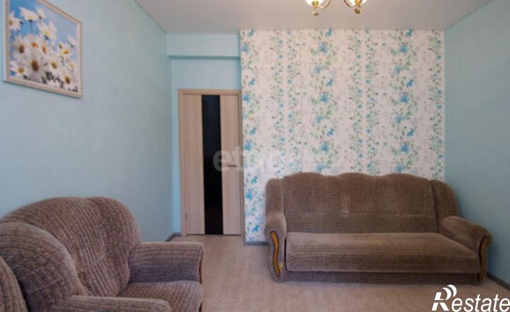2-комн квартира улица Космонавта Комарова, 53,  д. 53