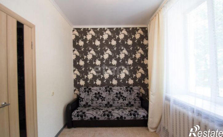 2-комн квартира улица Космонавта Комарова, 53,  д. 53