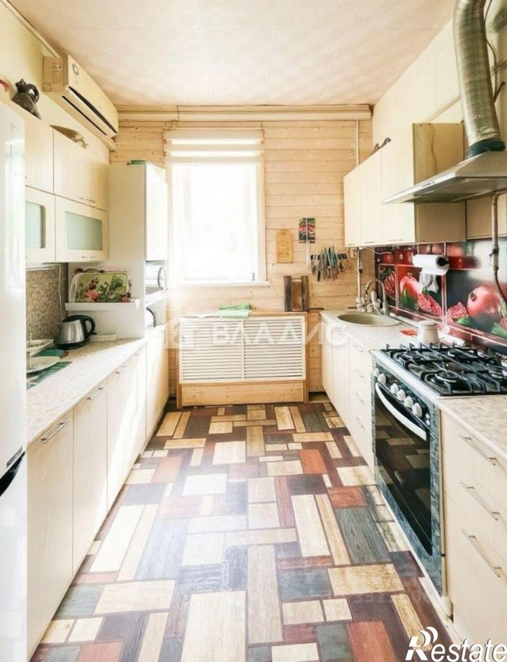 3-комн квартира улица Гурьянова, 14 к2,  д. 14 к2