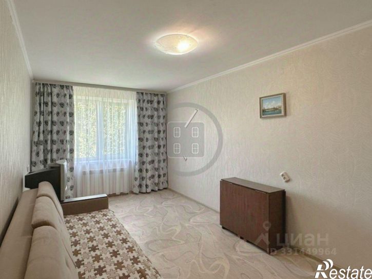 3-комн квартира улица Георгия Амелина, 35,  д. 35