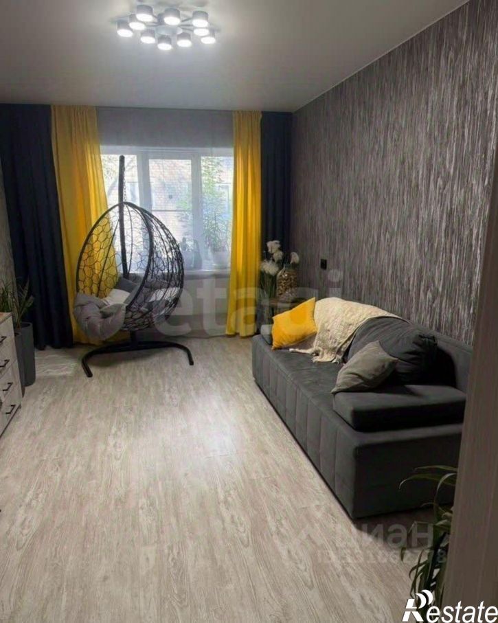 3-комн квартира улица Гурьянова, 13,  д. 13