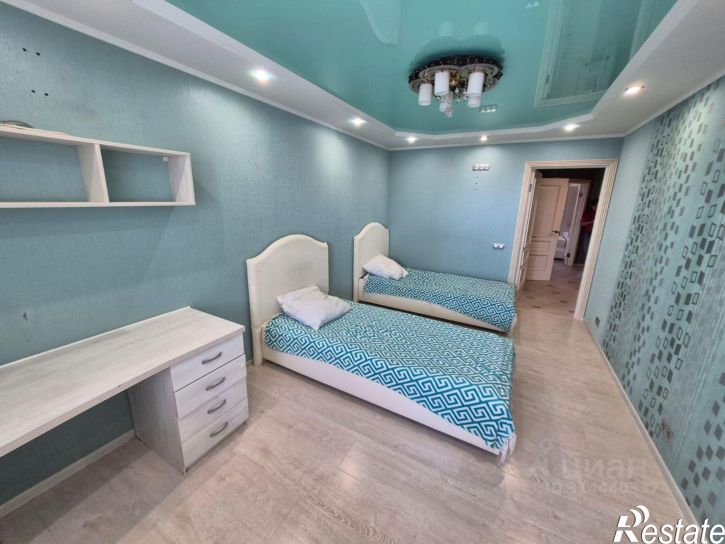 2-комн квартира улица Гурьянова, 73,  д. 73