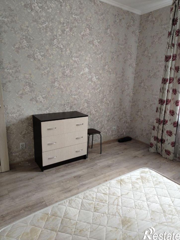 2-комн квартира Сиреневый б-р, 14,  д. 14