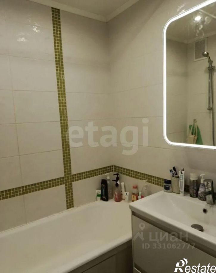3-комн квартира ул Платова, 22,  д. 22
