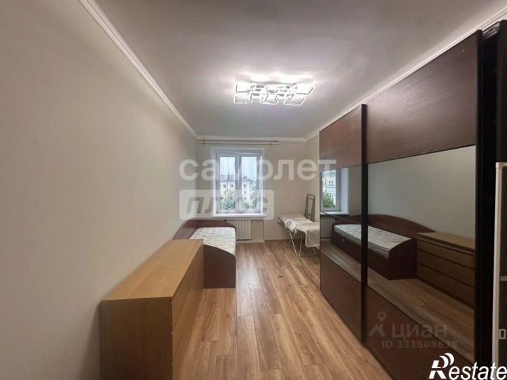3-комн квартира улица Суворова, 118,  д. 118