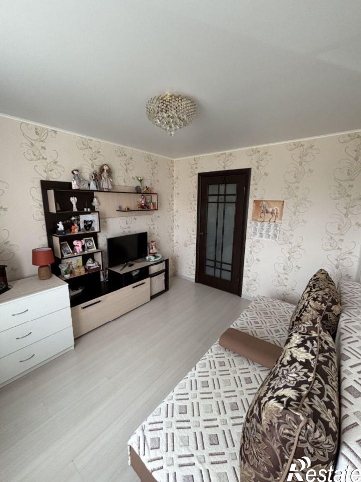2-комн квартира улица Братьев Луканиных, 9,  д. 9