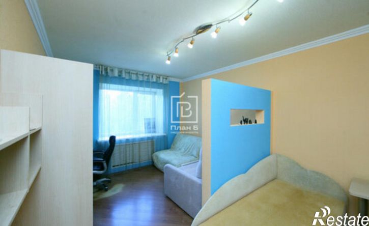 3-комн квартира улица Маршала Жукова, 20,  д. 20