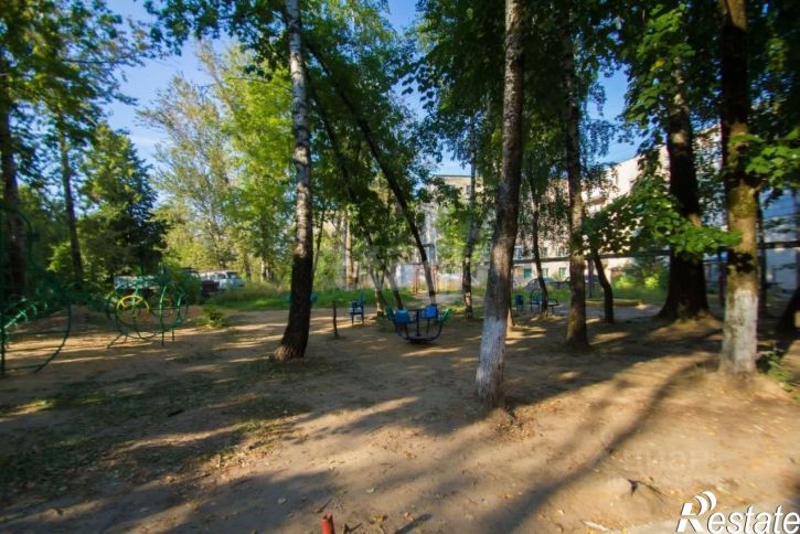 3-комн квартира улица Гурьянова, 10,  д. 10