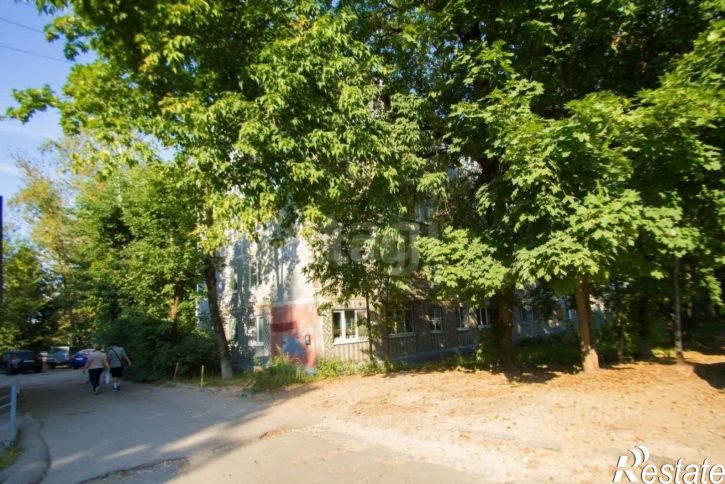 3-комн квартира улица Гурьянова, 10,  д. 10