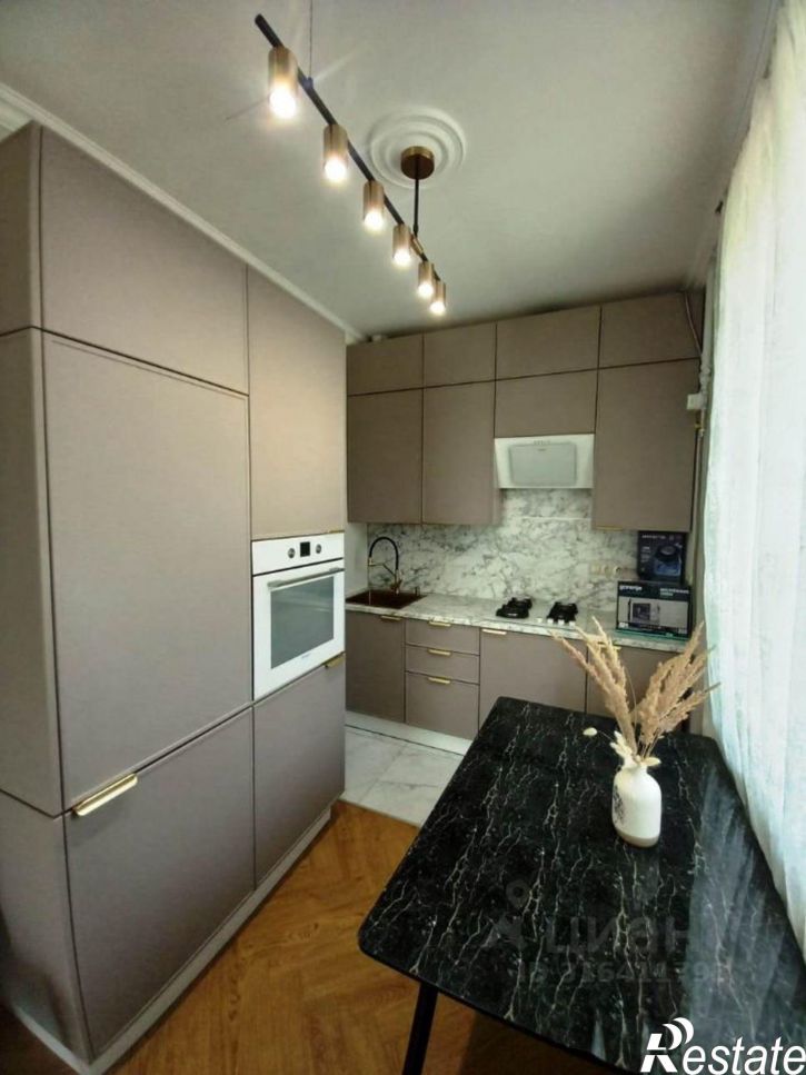3-комн квартира ул Кирова, 11,  д. 11