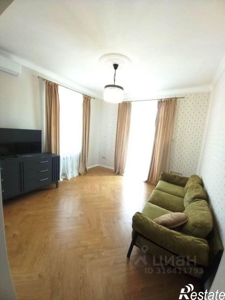 3-комн квартира ул Кирова, 11,  д. 11