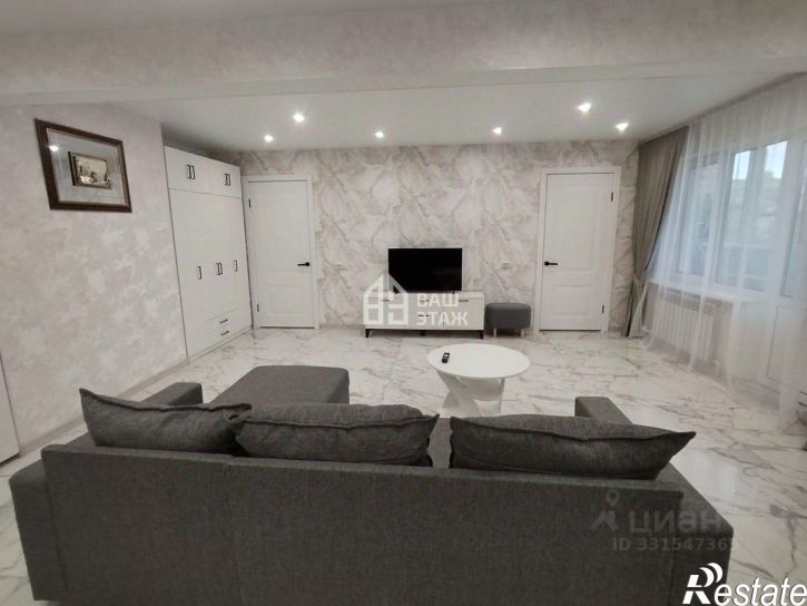 3-комн квартира ул Дзержинского, 89,  д. 89