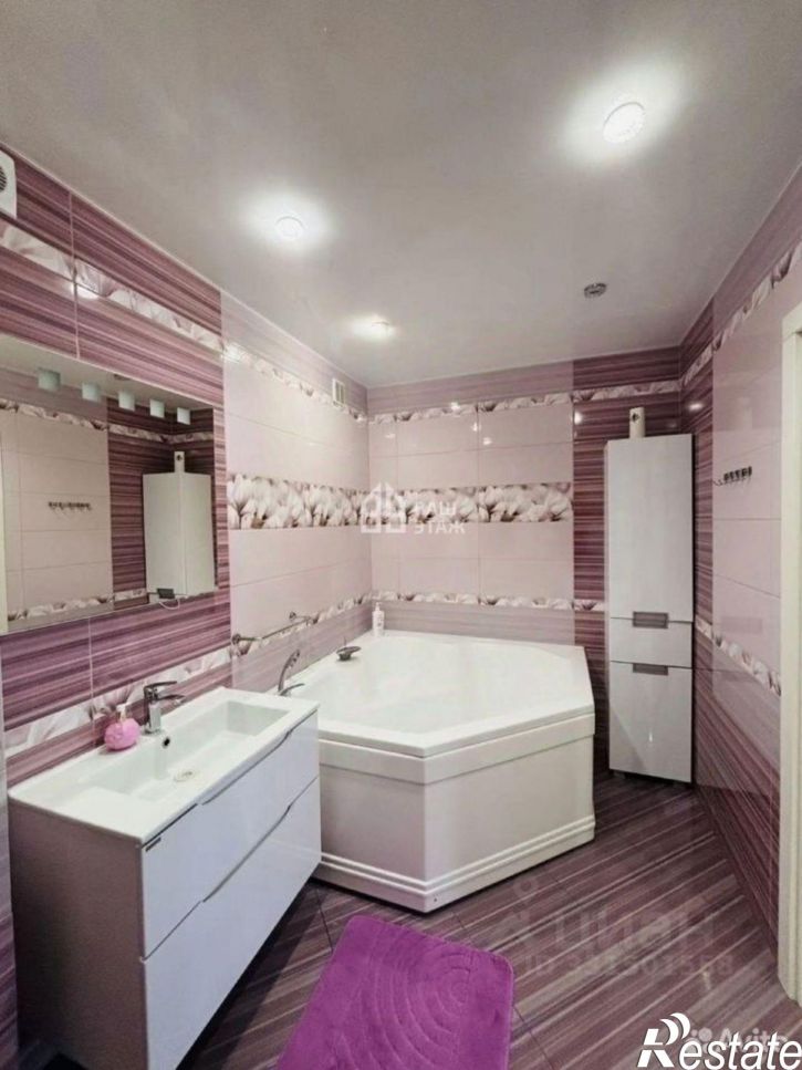 3-комн квартира ул Фомушина, 13,  д. 13