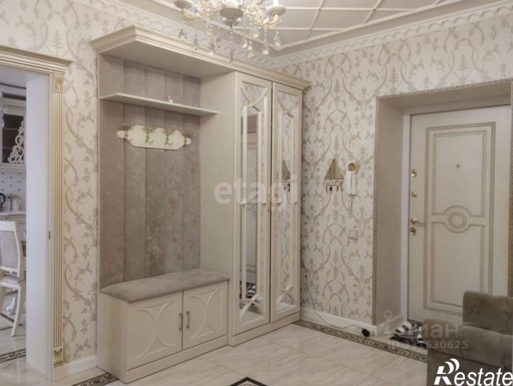 4-комн квартира ул Хрустальная, 60б,  д. 60б