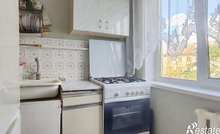 4-комн квартира ул Гурьянова, 9,  д. 9