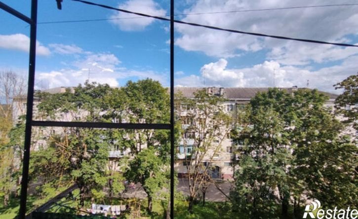 4-комн квартира ул Гурьянова, 9,  д. 9