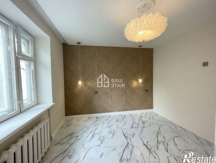 2-комн квартира ул Константиновых, 2,  д. 2