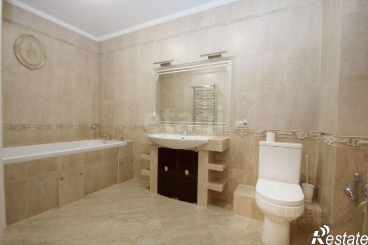3-комн квартира ул Генерала Попова, 10,  д. 10