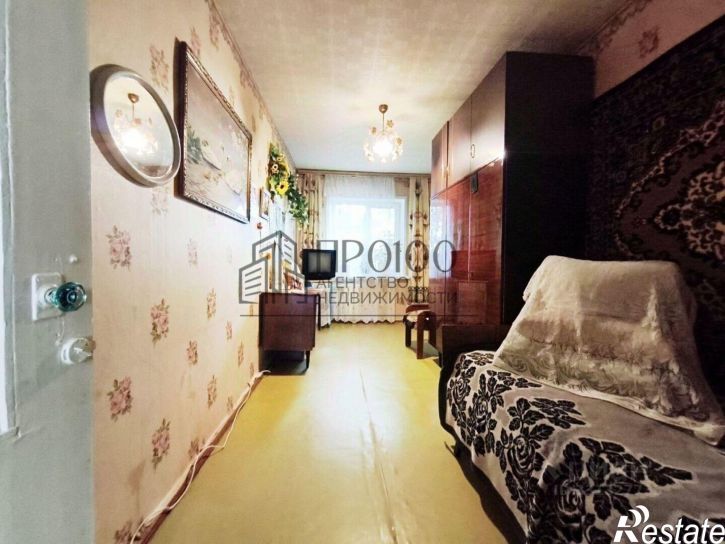 2-комн квартира ул Гурьянова, 8,  д. 8