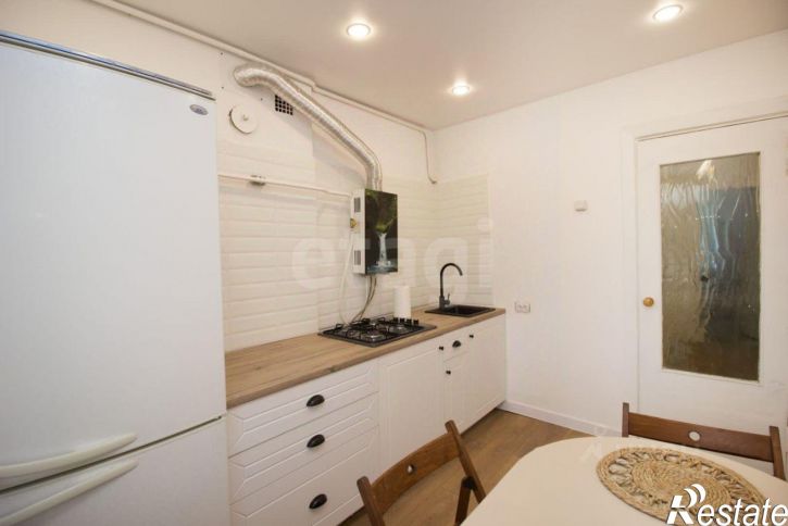 3-комн квартира ул Гурьянова, 8 1,  д. 8 1,  к. 1