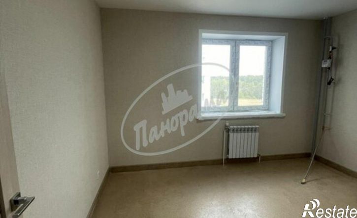 4-комн квартира пр-д Юрия Круглова, 8,  д. 8