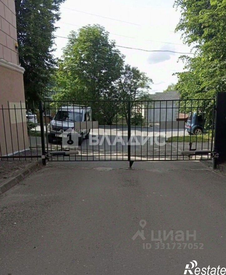 2-комн квартира ул Космонавта Комарова, 53,  д. 53