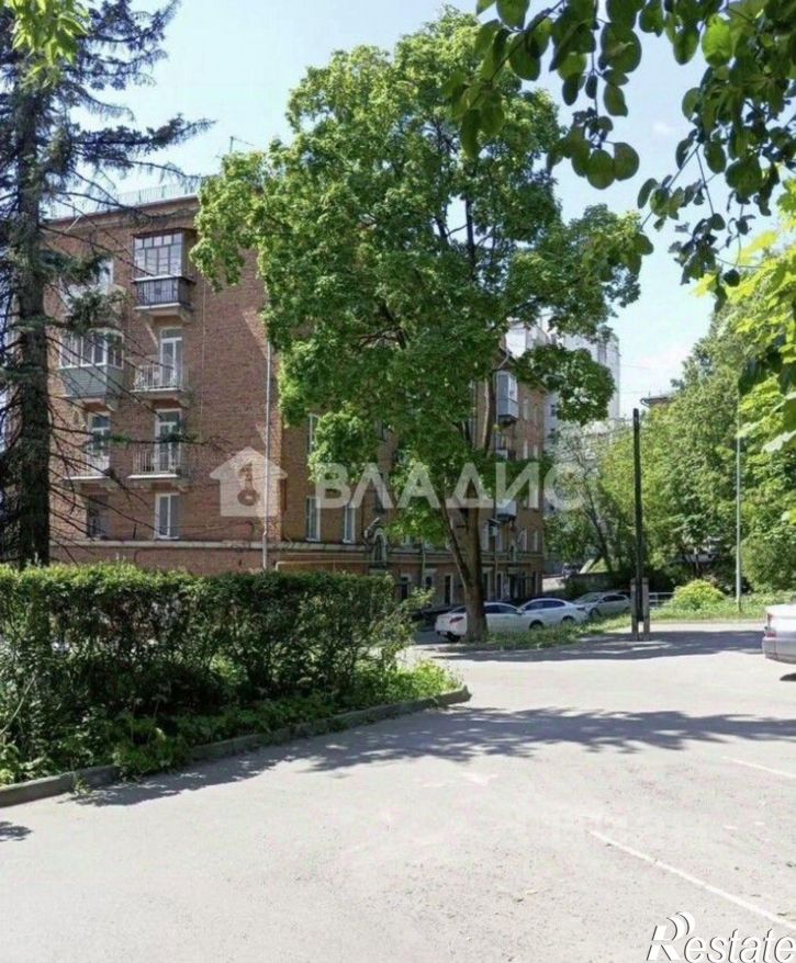 2-комн квартира ул Космонавта Комарова, 53,  д. 53