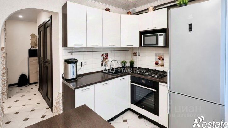 3-комн квартира Воскресенский пер, 19,  д. 19