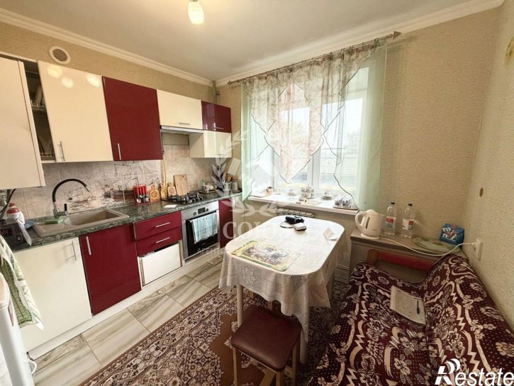 2-комн квартира ул Анненки, 18,  д. 18