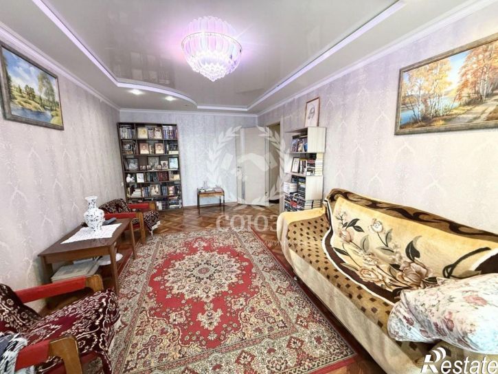 2-комн квартира ул Анненки, 18,  д. 18