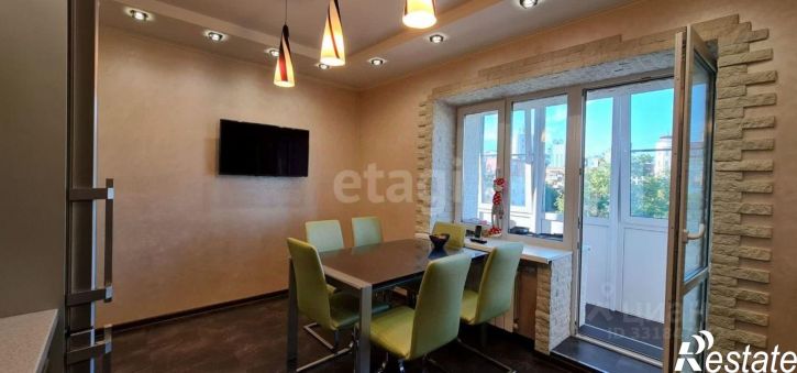 2-комн квартира ул Космонавта Комарова, 33,  д. 33