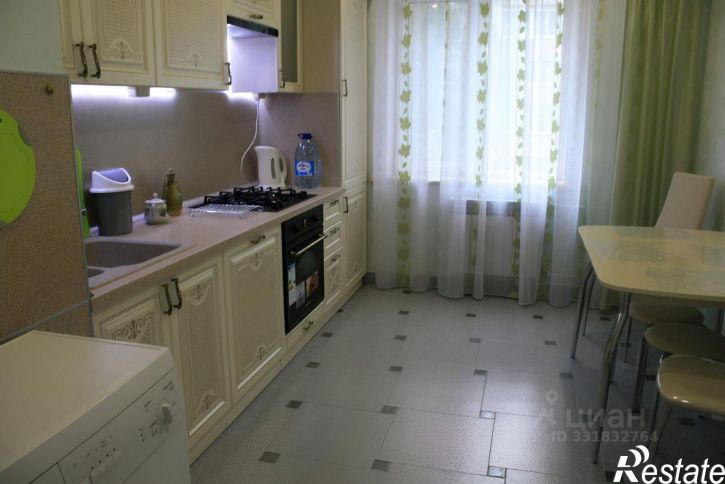 3-комн квартира ул Суворова, 31,  д. 31