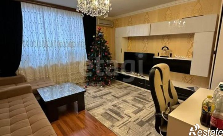 3-комн квартира ул Дзержинского, 92 2,  д. 92 2,  к. 2