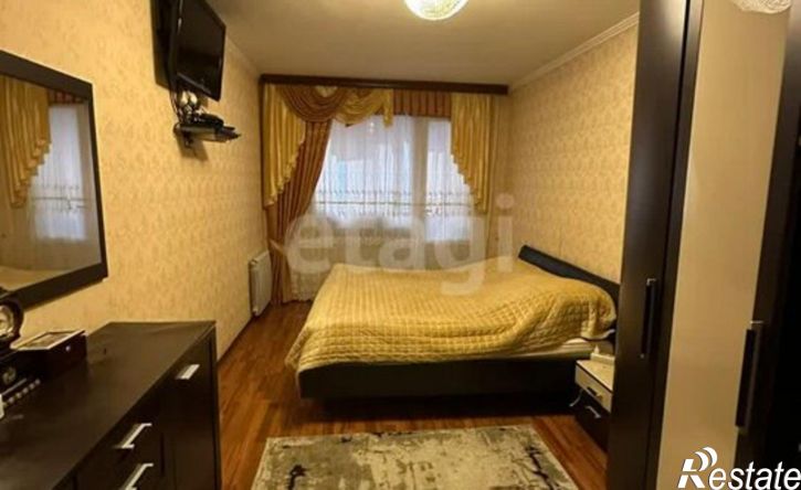 3-комн квартира ул Дзержинского, 92 2,  д. 92 2,  к. 2