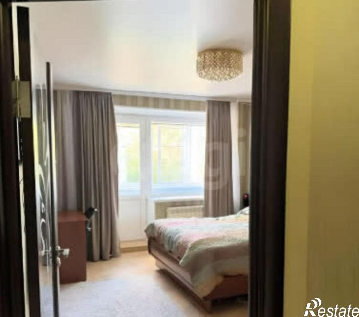 3-комн квартира ул Баррикад, 124,  д. 124