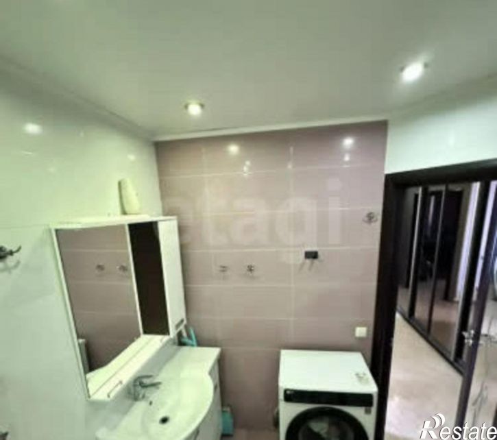 3-комн квартира ул Баррикад, 124,  д. 124