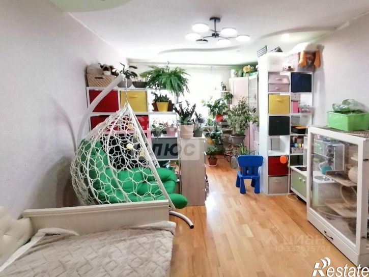 3-комн квартира ул Декабристов, 15,  д. 15