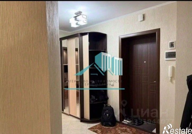2-комн квартира ул Баррикад, 8,  д. 8