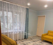 2-комн, 52кв м, этаж 1/5 ул Гурьянова, 10 1