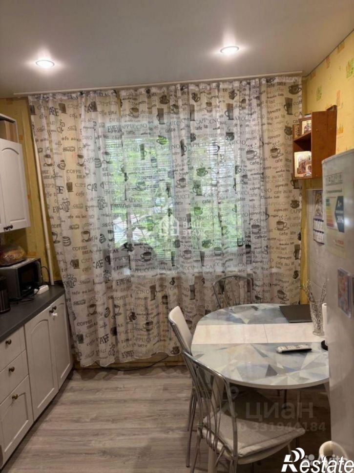 2-комн квартира ул Гурьянова, 10 1,  д. 10 1,  к. 1