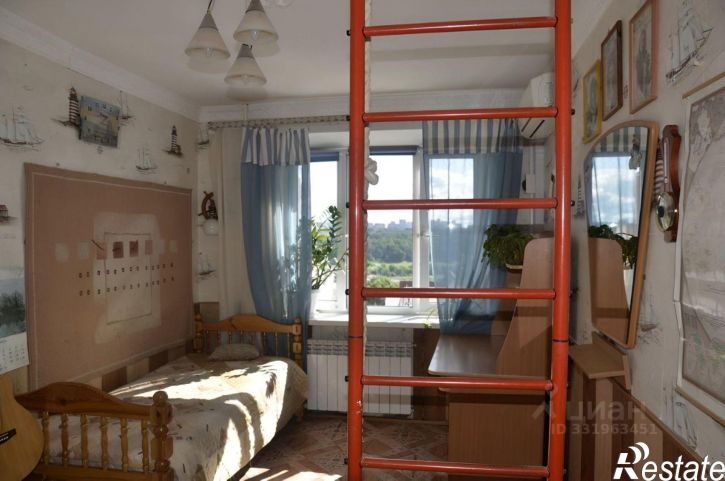 4-комн квартира ул Гагарина, 8,  д. 8