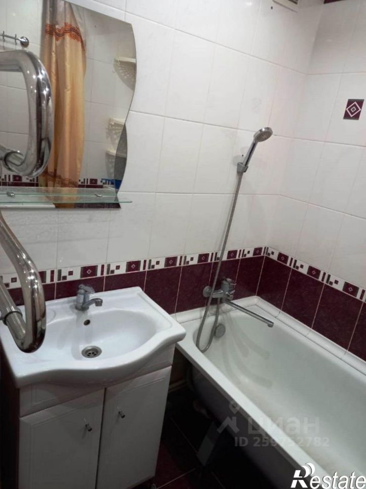 2-комн квартира ул Майская, 15,  д. 15