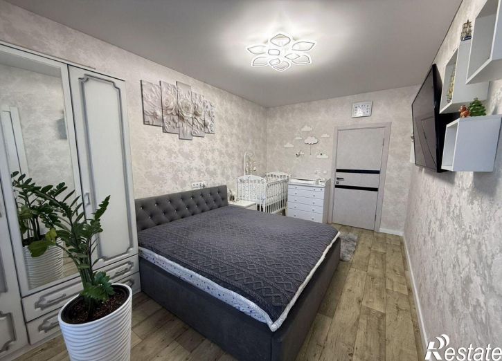 2-комн квартира ул Хрустальная, 60б,  д. 60б