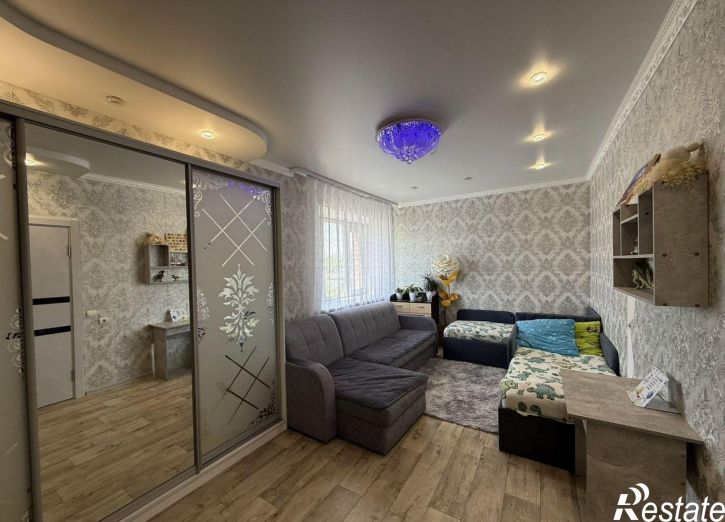 2-комн квартира ул Хрустальная, 60б,  д. 60б