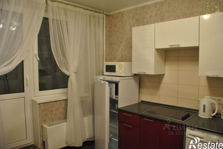 1-комн квартира ул Хрустальная, 44 4,  д. 44 4,  к. 4