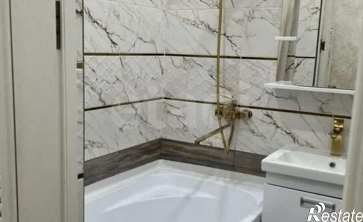 3-комн квартира ул Веры Андриановой, 5,  д. 5
