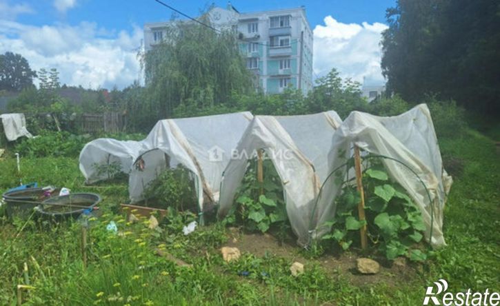2-комн квартира ул 40-летия Октября, 8,  д. 8