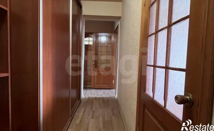 3-комн квартира ул Хрустальная, 8,  д. 8