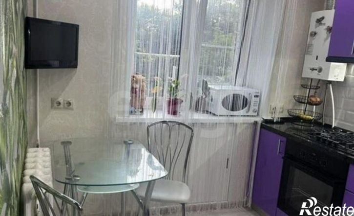 3-комн квартира ул Гвардейская, 3,  д. 3
