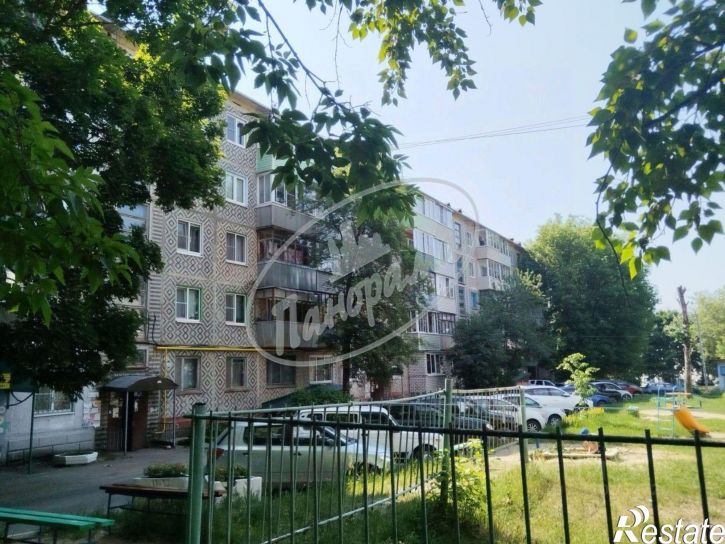 3-комн квартира ул Гурьянова, 45,  д. 45
